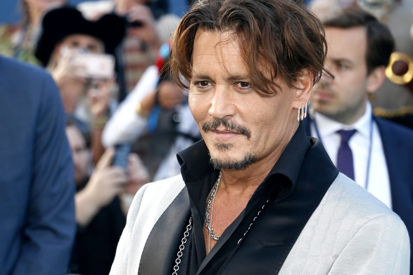 Johnny Depp (Archivbild): Ob es sich bei dem Mann im Video tatsächlich um den Schauspieler handelt, ist unklar.