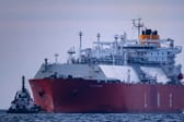 Umstrittenes LNG-Terminal auf Rügen startet Regelbetrieb