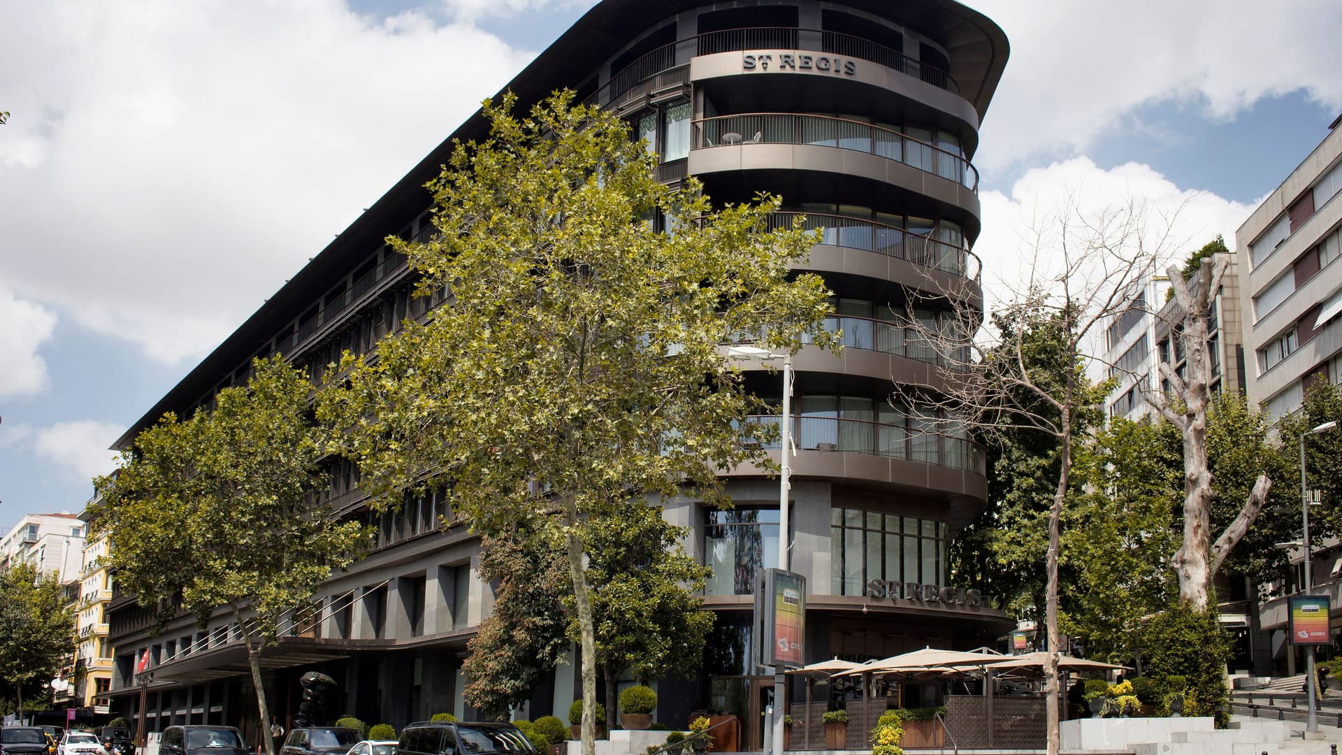 Das St. Regis in Istanbul: Hier soll Adams gleich mehrmals abgestiegen sein – auf Einladung.