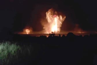 Massive Explosion in russischem Munitionsdepot nach ukrainischem Drohnenangriff