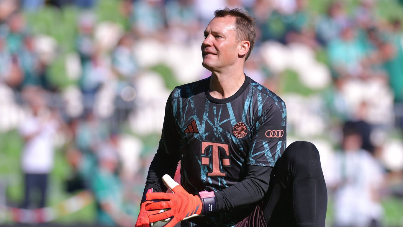 Manuel Neuer: Er verbrachte das Spiel in Bremen auf der Bank.