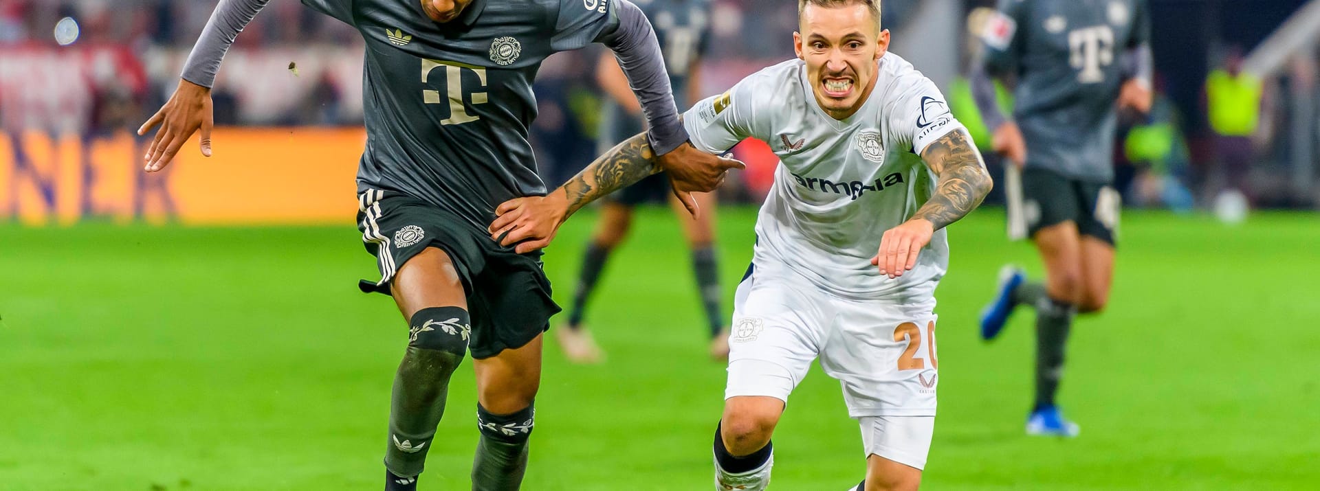 Alejandro Grimaldo (bis 90.+1): Konnte im Topspiel nicht seinen gewohnten Offensivwirbel entfalten, auch, weil er meist in der Defensive gebunden war. Nach seinem Eckball fiel das 1:0 für die Gäste. Insgesamt aber zu verhalten. Note 4