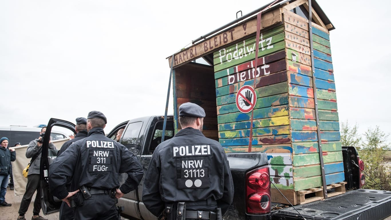 Bretterhaus aus Hambacher Forst kommt ins Museum