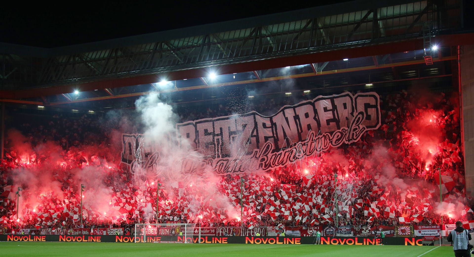 Choreografie der Kaiserslautern-Ultras.