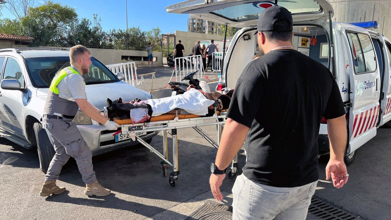 Nahostkonflikt - Hunderte Verletzte nach Explosion im Libanon