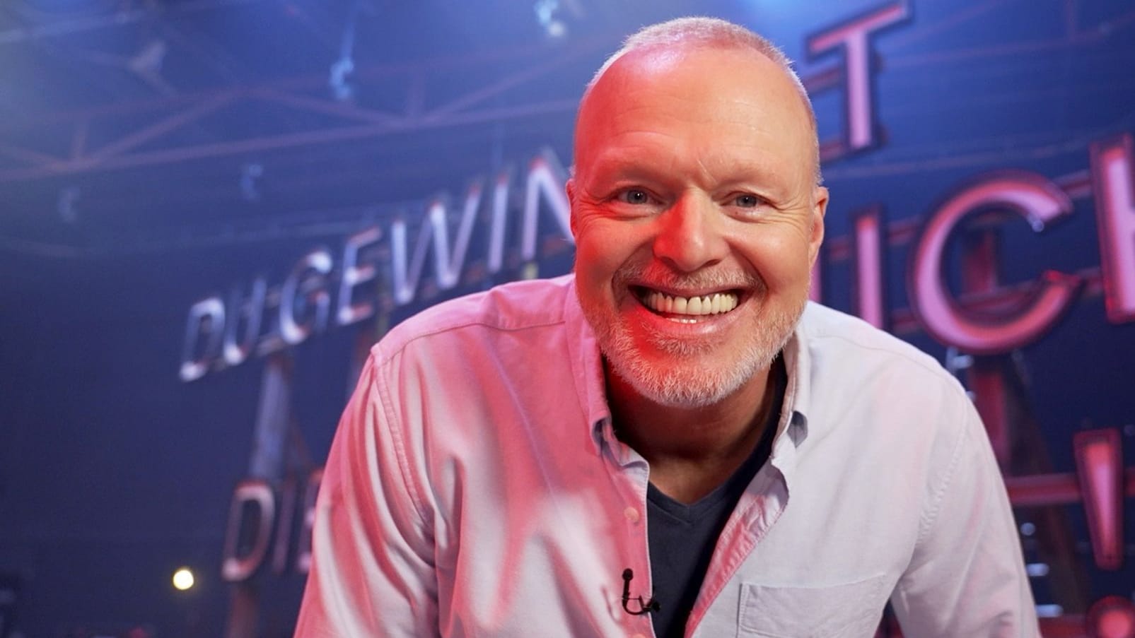 Stefan Raab: Der Entertainer muss einen Rückschlag verkraften. Stefan Raab: Der Entertainer muss einen Rückschlag verkraften.