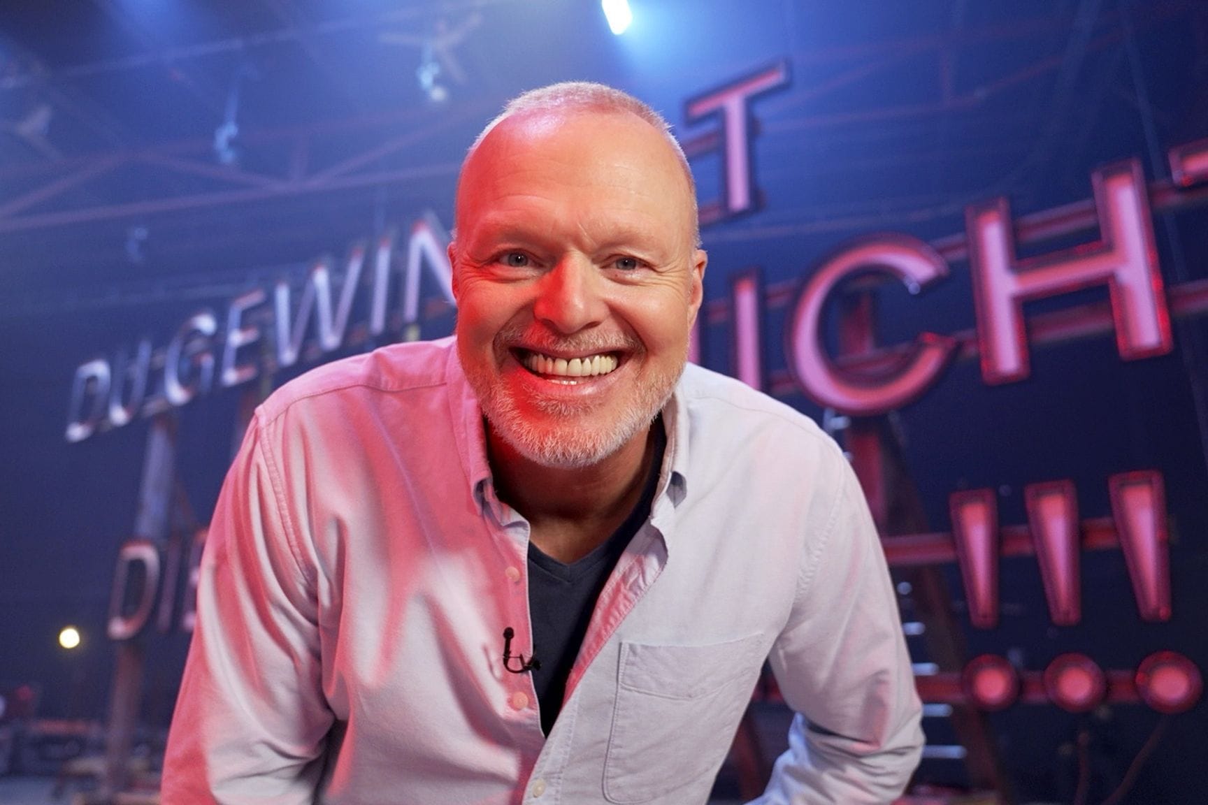 Stefan Raab: Der Entertainer muss einen Rückschlag verkraften. Stefan Raab: Der Entertainer muss einen Rückschlag verkraften.