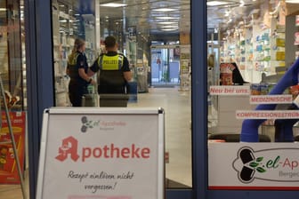 Apotheke in Hamburg: Hier ist es am Freitag zu einem Überfall gekommen.