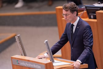 Wüst will Landtag unterrichten