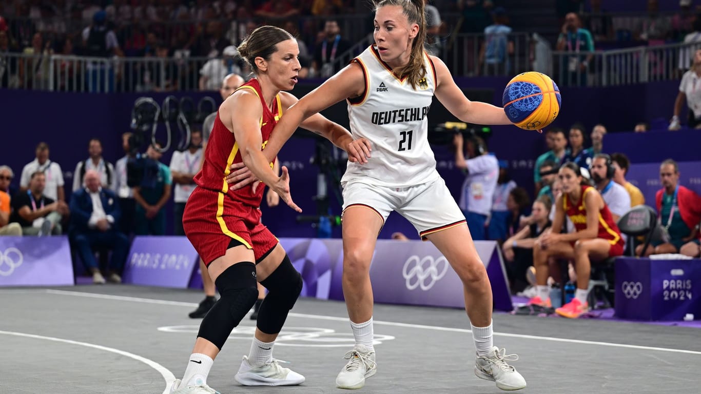 Svenja Brunckhorst im Olympia-Finale des 3x3-Basketballs