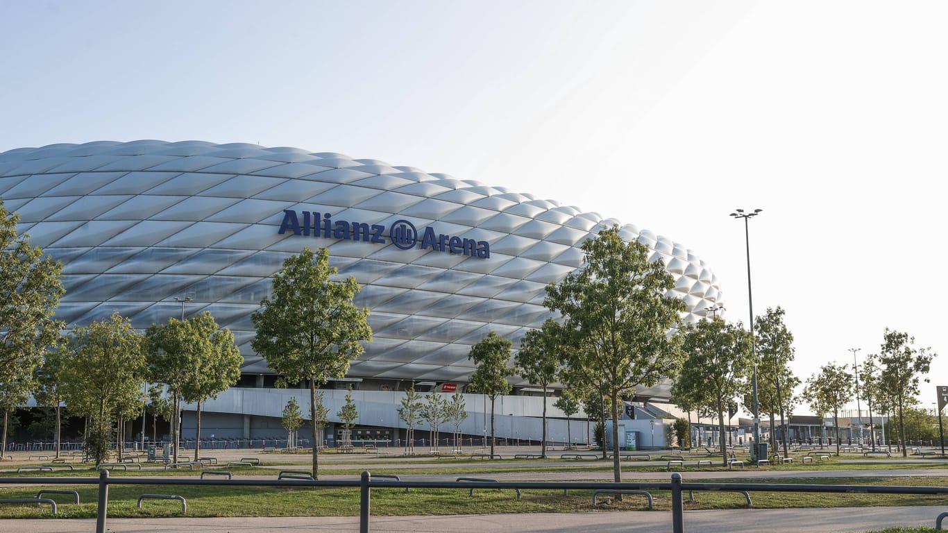 Allianz Arena: Der FC Bayern München trägt seine Heimspiele künftig am Franz-Beckenbauer-Platz 5 aus.