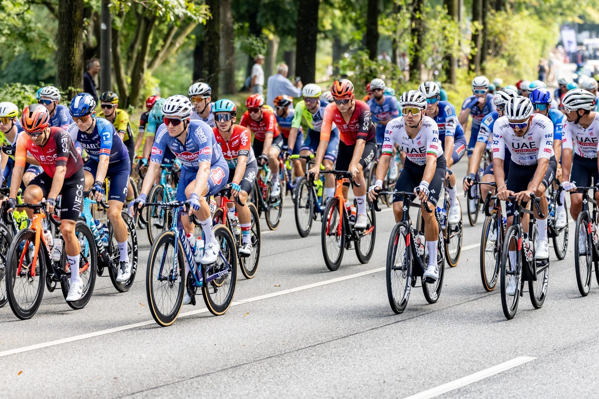 Fahrer bei den Hamburg-Cyclassics: Der Unfall ereignete sich im Kreis Pinneberg.