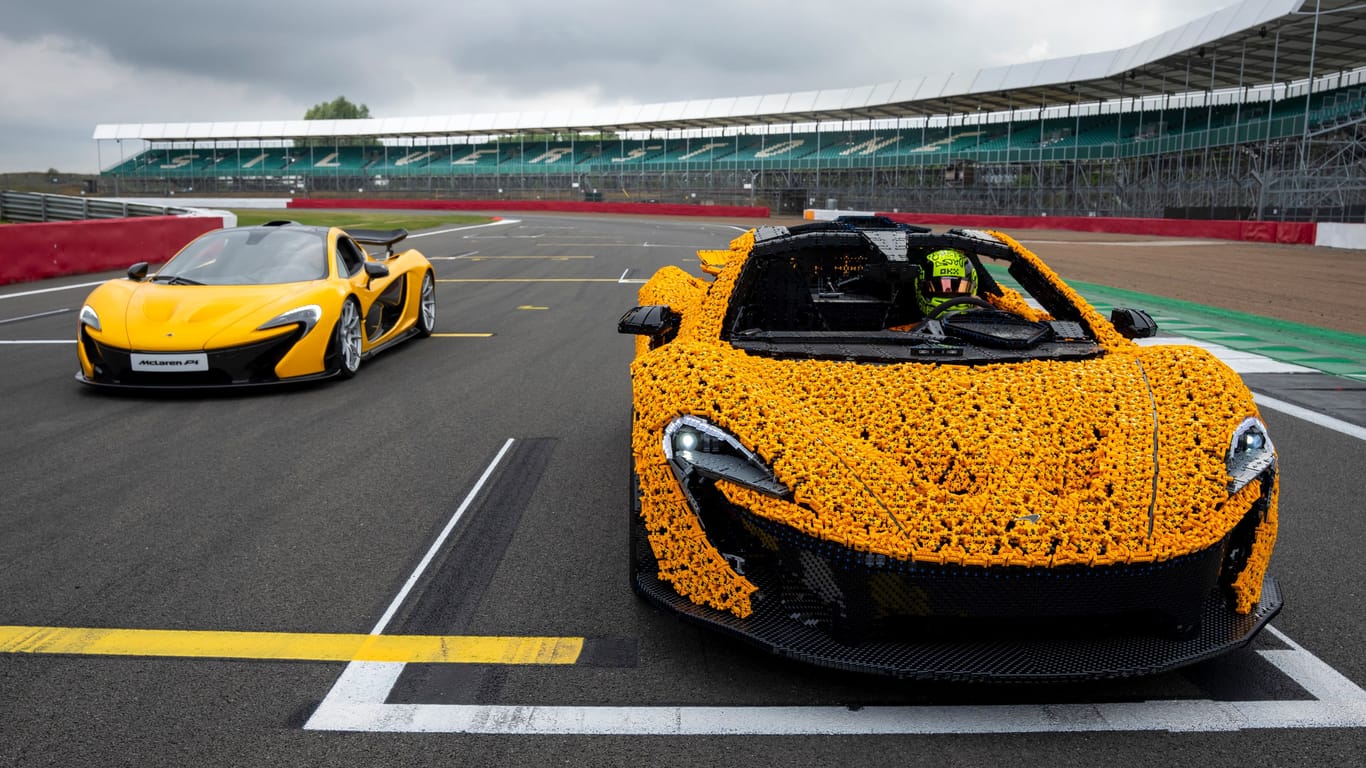 Original und Kopie: McLaren P1 und sein Lego-Pendant.