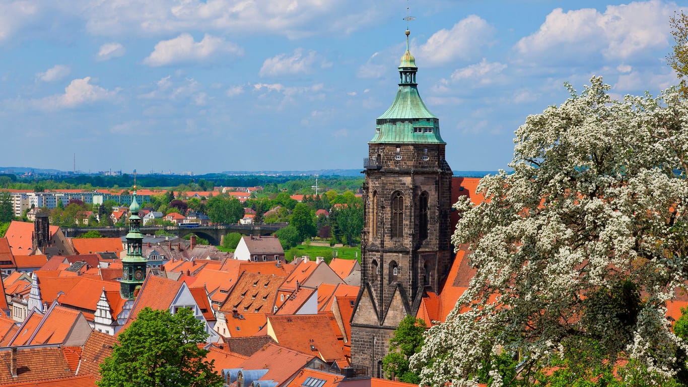 Blick auf das Schloss Sonnenstein in Pirna: Dort sitzt das Landratsamt des Kreises Sächsische Schweiz-Osterzgebirge.