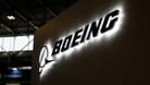 Logo des Boeing-Konzerns: Der Luftfahrtspezialist steckt in Schwierigkeiten.