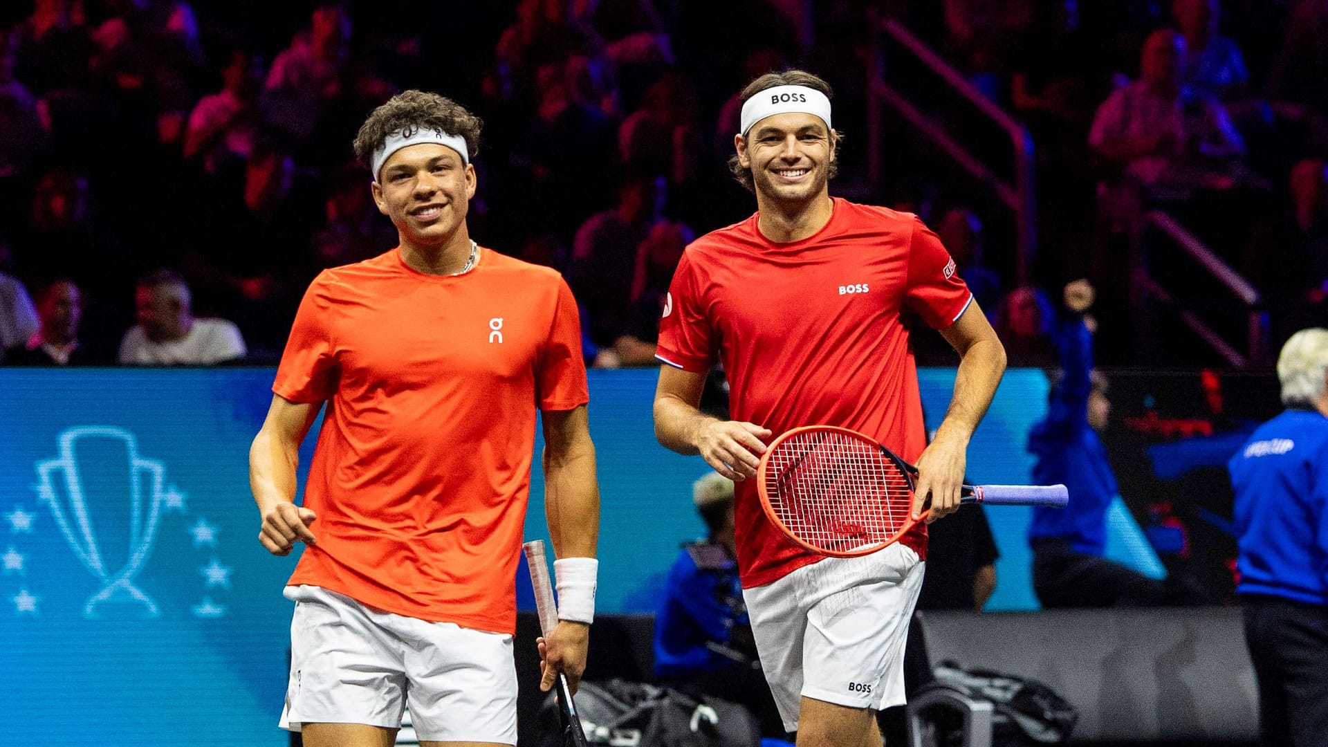 Taylor Fritz (rechts) hat gut lachen: Der US-Amerikaner entschied die letzten Duelle gegen Zverev für sich.