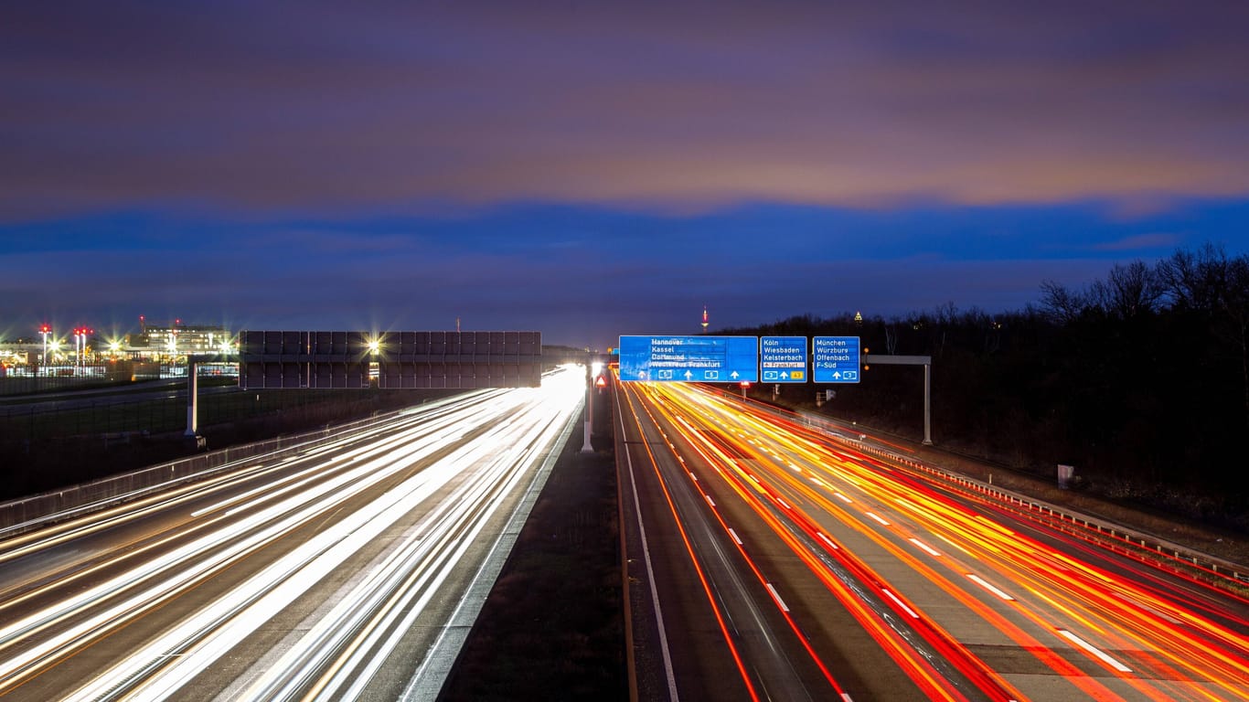 Feierabendverkehr bei Frankfurt (Symbolfoto).