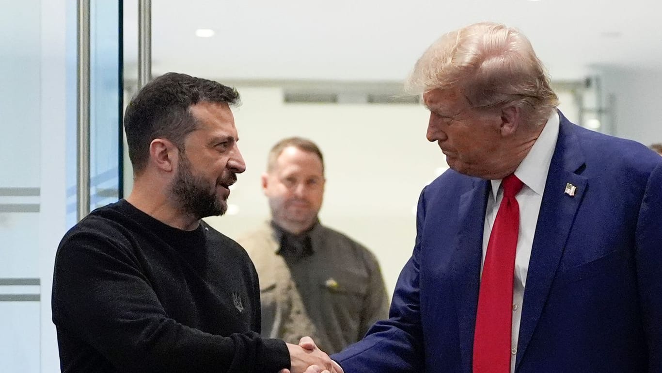 Wolodymyr Selenskyj (l.) und Donald Trump beim Treffen in New York.