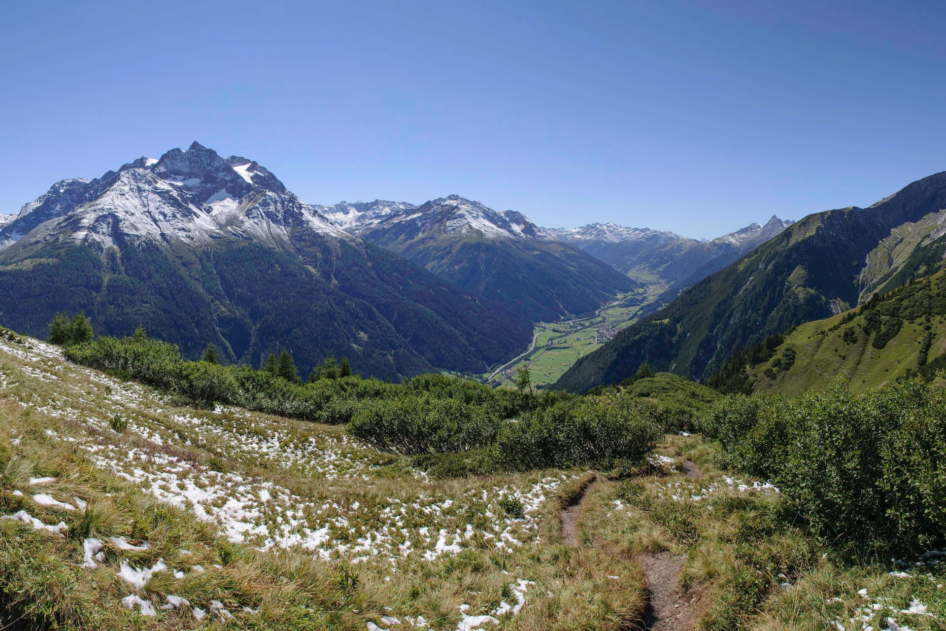 Ausblick in das Stanzertal nahe Schnann (Archivbild): Hier ist der Deutscher verunglückt.