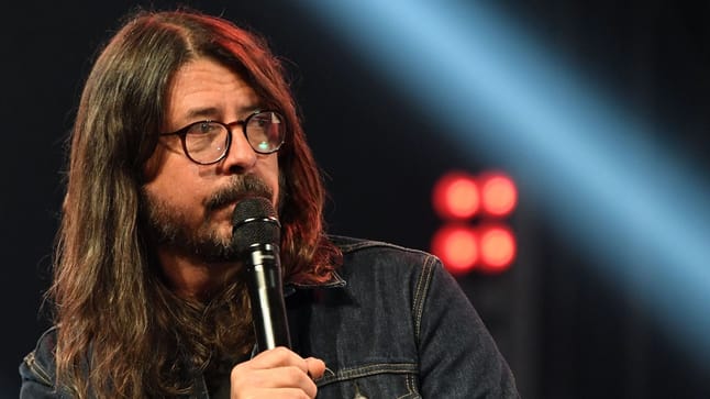 Dave Grohl admits infidelity, fathers child outside marriage