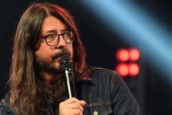 Dave Grohl: Der Foo-Fighters-Frontman war untreu.