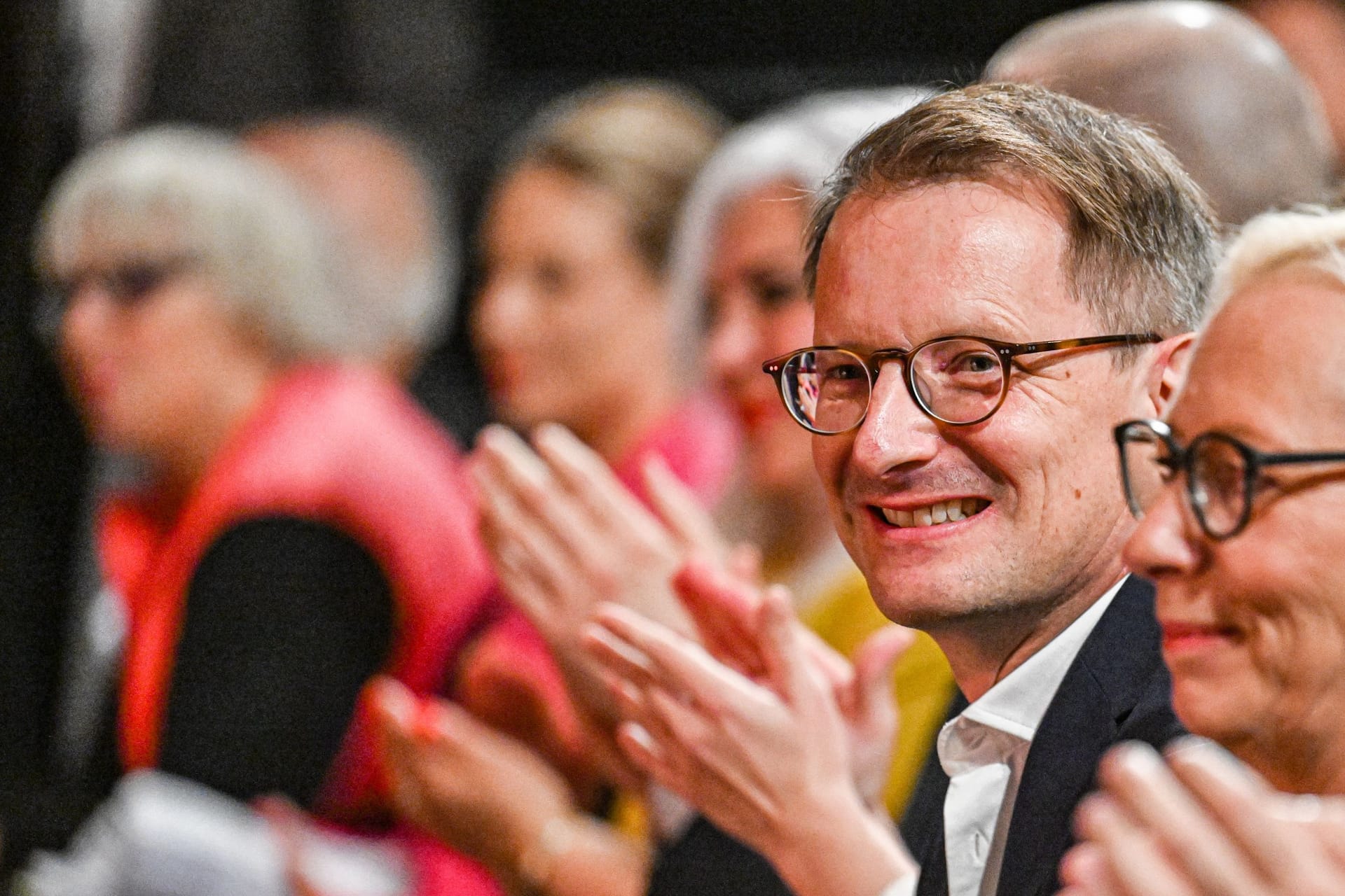 Bündnis Sahra Wagenknecht (BSW) gründet Berliner Landesverband Stellvertretende Bundesvorsitzende Friederike Benda spricht bei der Für den Vorsitz des mittlerweile fünften BSW-Landesverbands kandidieren Josephine Thyrêt und Alexander King.