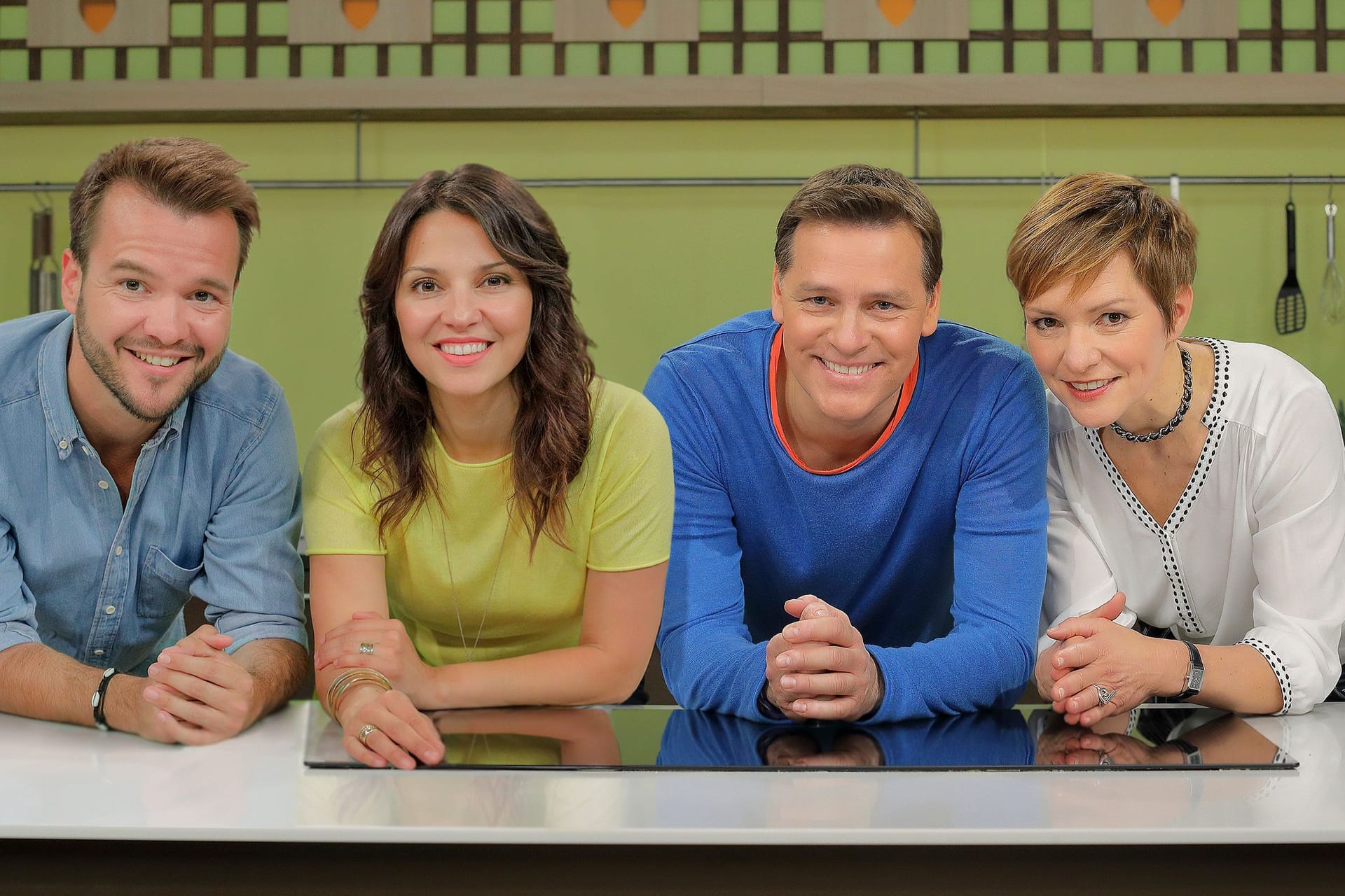 "ARD Buffet": In der Mittagssendung sind Sebastian Müller, Fatma Mittler-Solak, Holger Wienpahl und Evelin König als Moderatoren tätig.