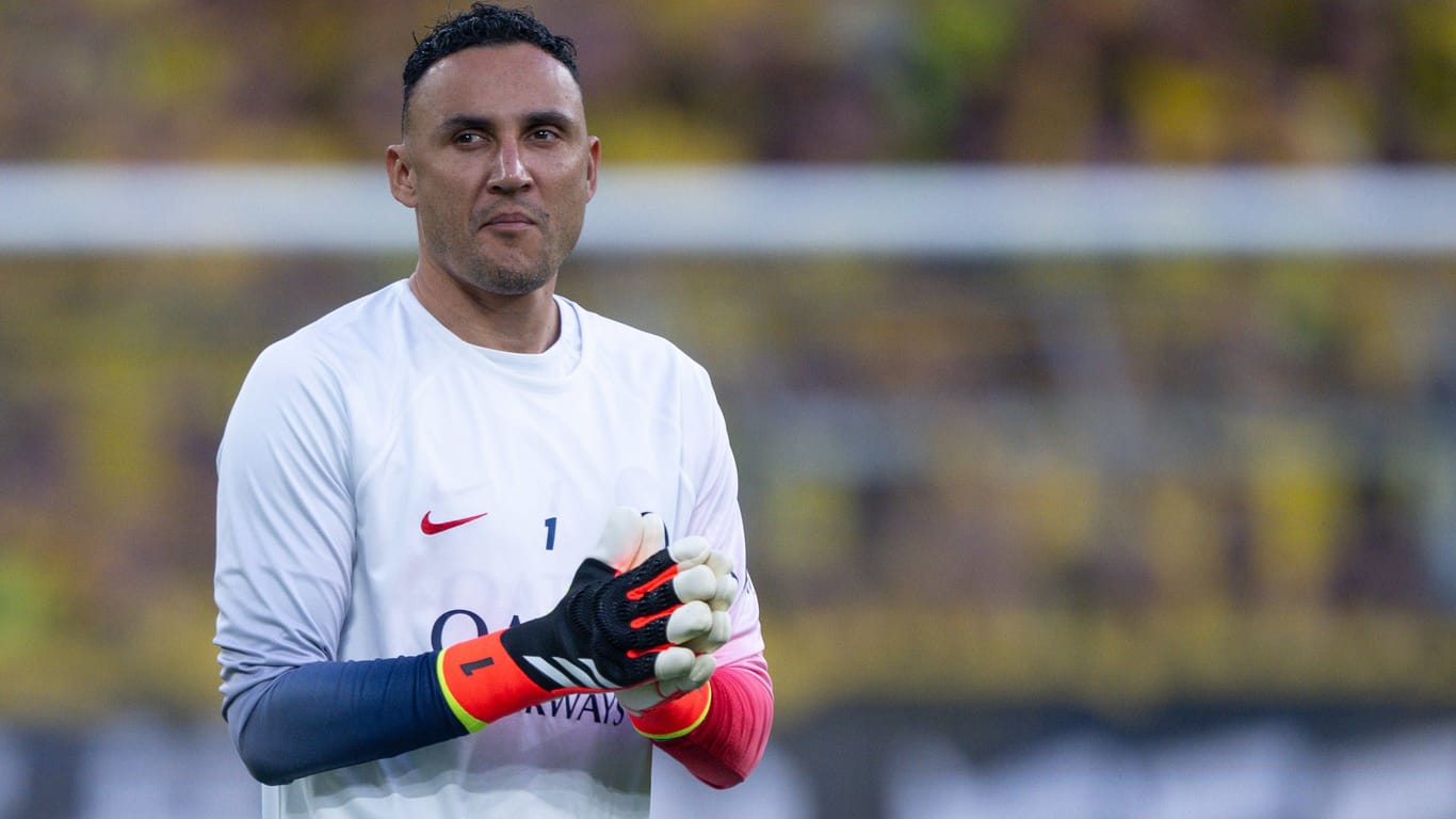 Keylor Navas stand bis zum Sommer bei Paris Saint-Germain unter Vertrag.