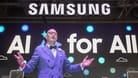 Benjamin Braun, Chief Marketing Officer von Samsung Europa, verkündet auf der IFA 2024 eine große KI-Offensive seines Unternehmens.