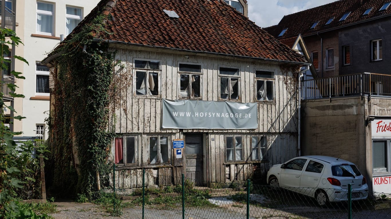 Hofsynagoge darf nicht abgerissen werden