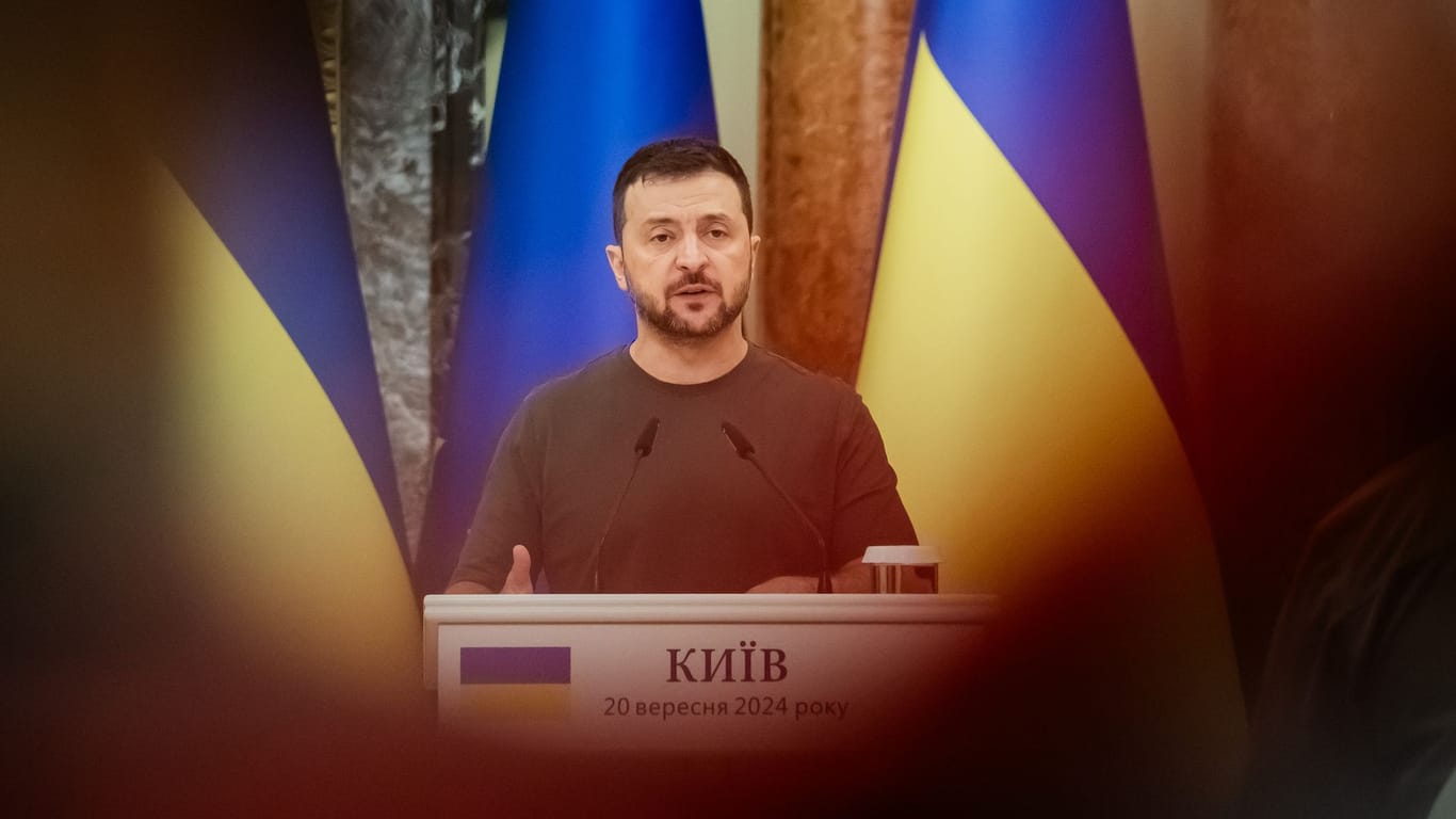 Wolodymyr Selenskyj bei einer Pressekonferenz in Kiew