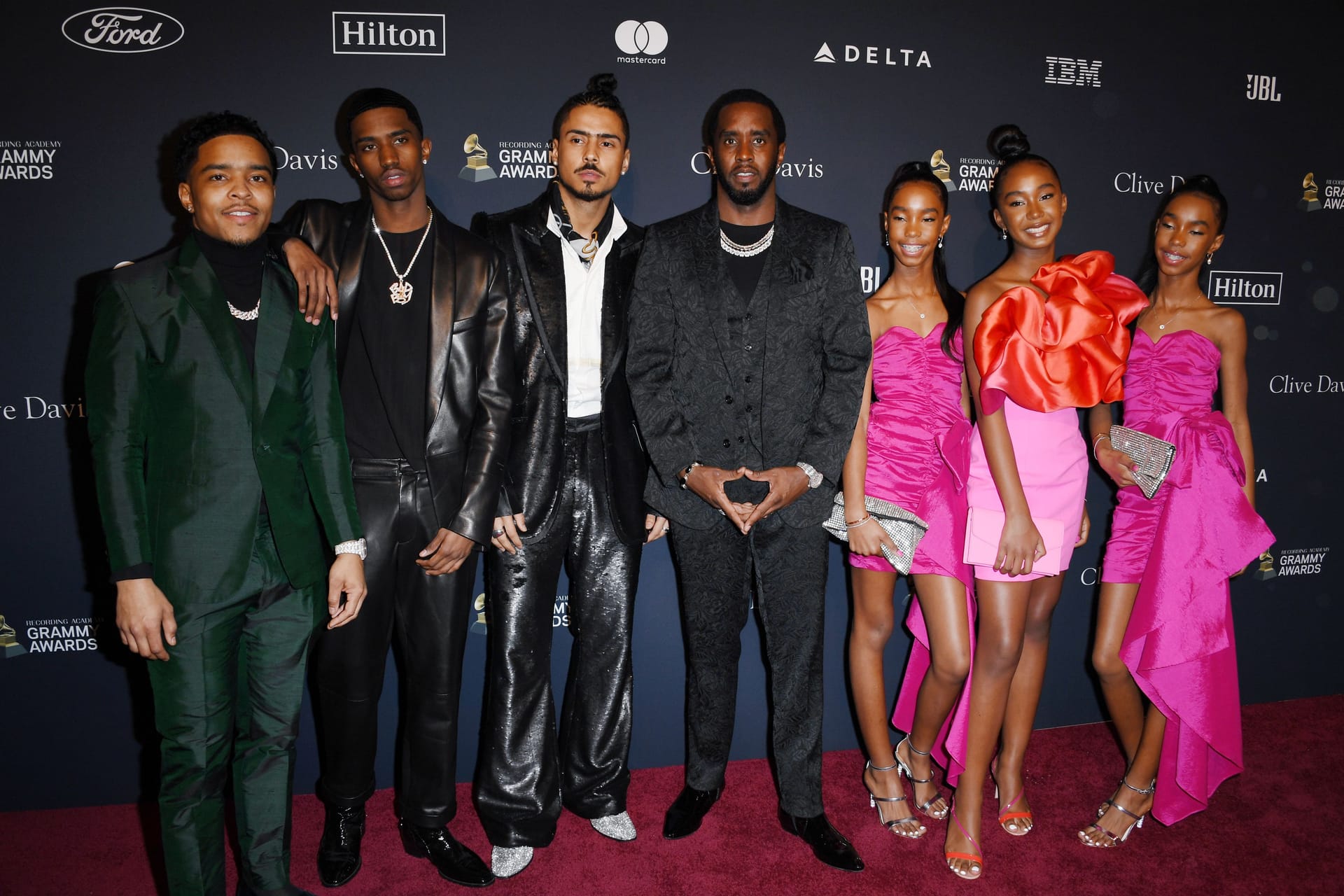 (v.l.): Justin Dior Combs, Christian "King" Combs, Quincy Taylor Brown, Sean "Diddy" Combs, D'Lila Star Combs, Jessie James Combs und Chance Combs.