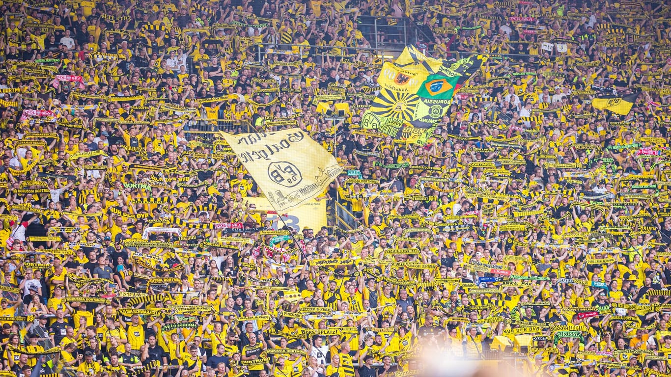 Die gelbe Wand: Nach dem Abschiedsspiel für zwei BVB-Legenden wird die Stimmung schwer getrübt.