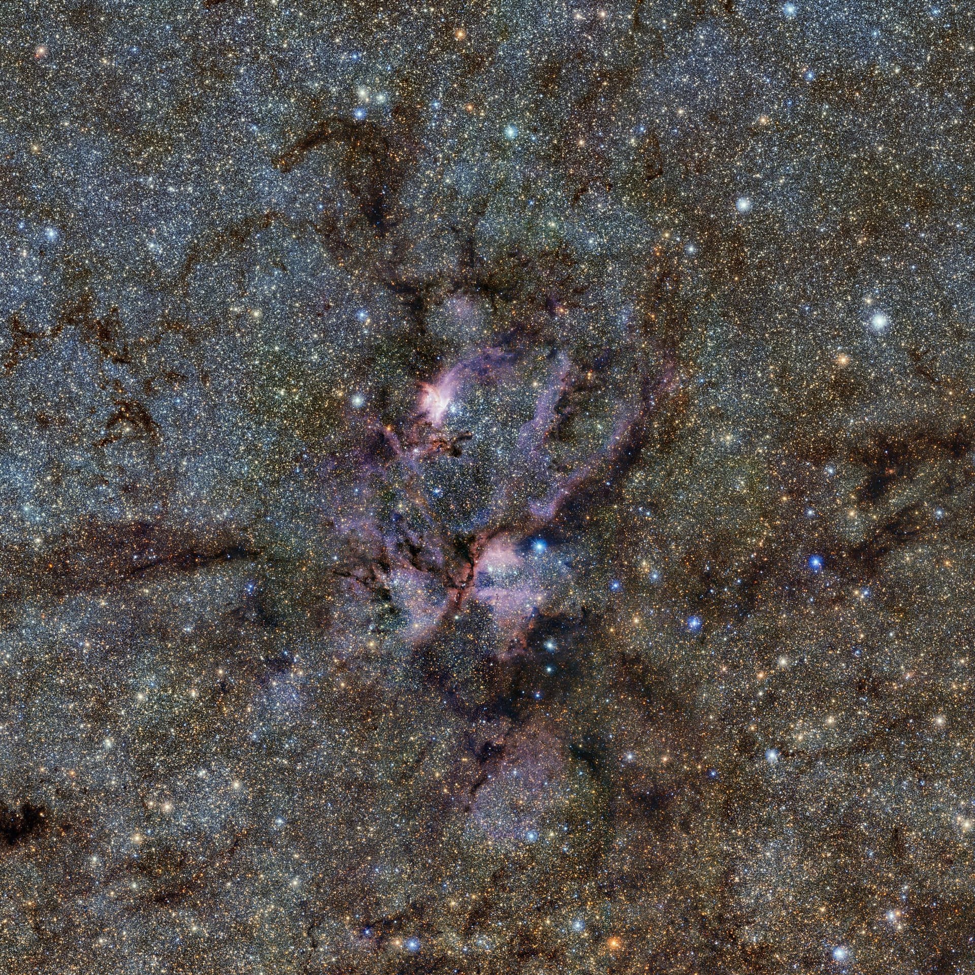 Der 8.000 Lichtjahre entfernte Emissionsnebel NGC 6357, abgebildet durch das ESO-Teleskop Vista.