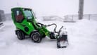 Neuschnee auf der Zugspitze: Erste Schneeräumarbeiten der Saison auf der Zugspitze.