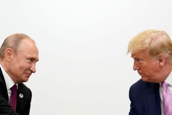 Alte Bekannte: Donald Trump and Russlands Präsident Wladimir Putin im Jahr 2019.