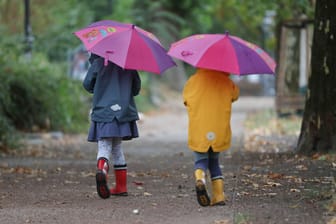 Mit den spätsommerlichen Temperaturen ist Schluss: In den nächsten Tagen wird es herbstlich.