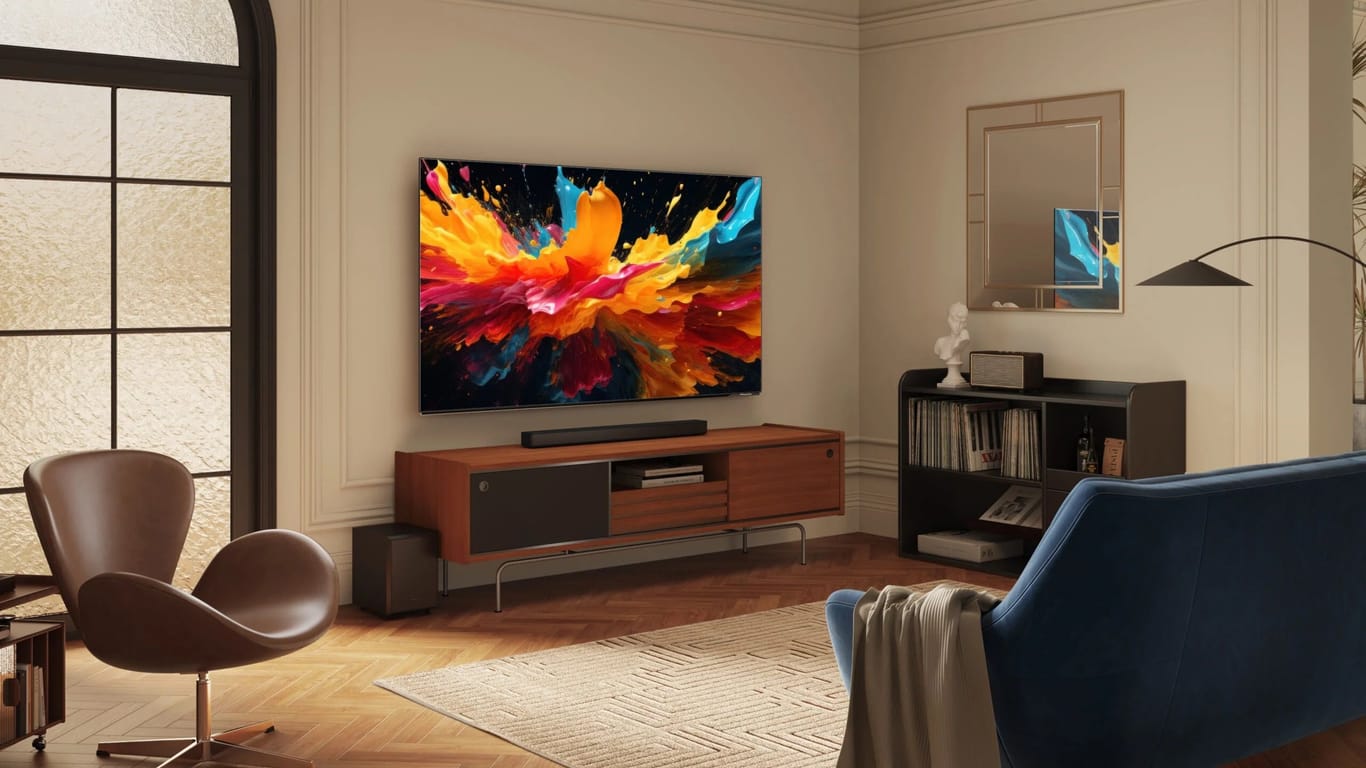 Hisense A85N mit Soundbar