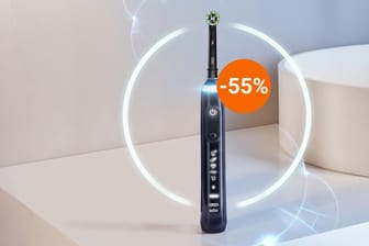 Sparen Sie bei der elektronischen Zahnbürste Oral-B Genius X: Amazon bietet das Modell zum halben Preis an.