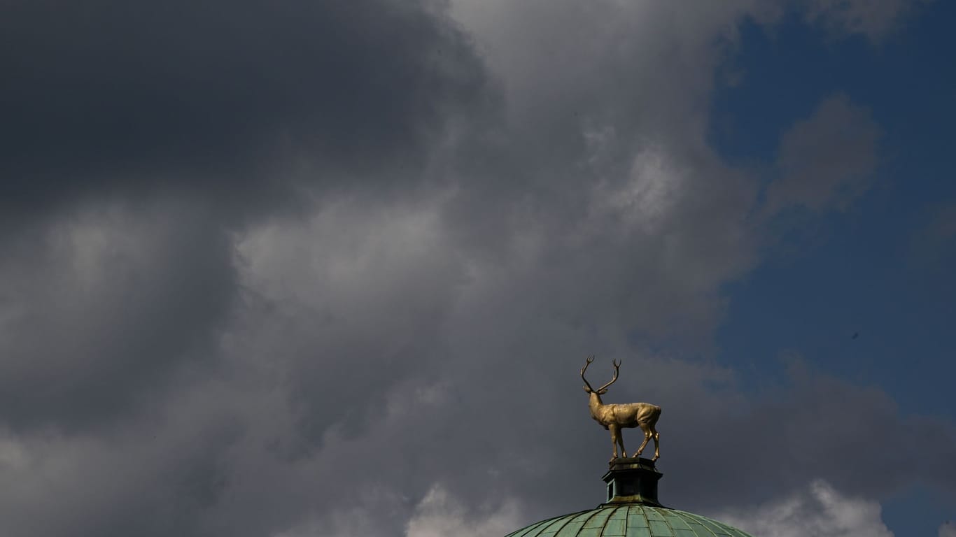 Regenwolken über Stuttgart