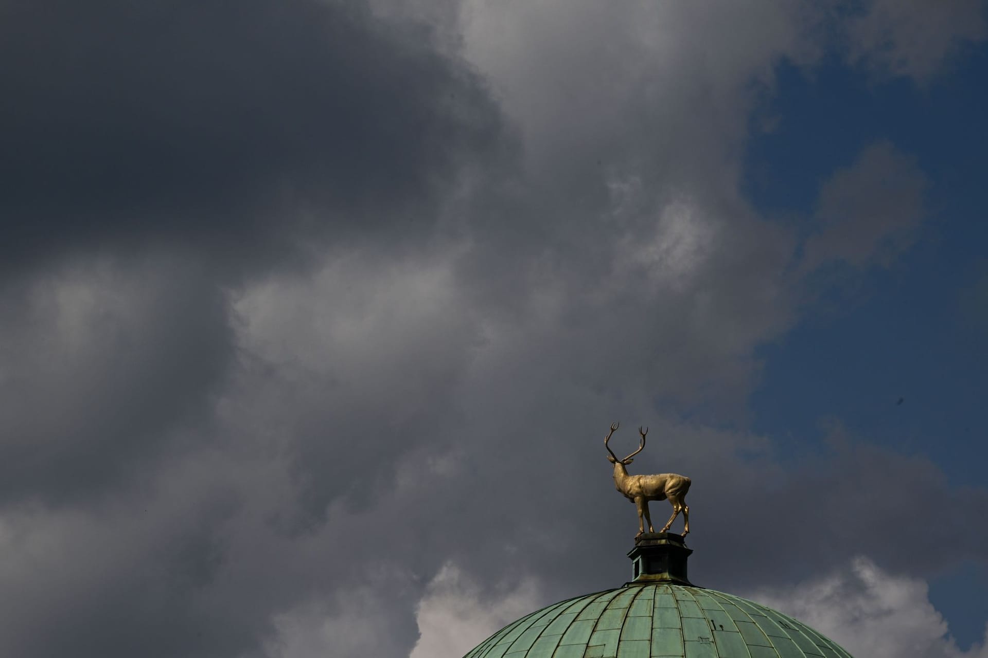 Regenwolken über Stuttgart