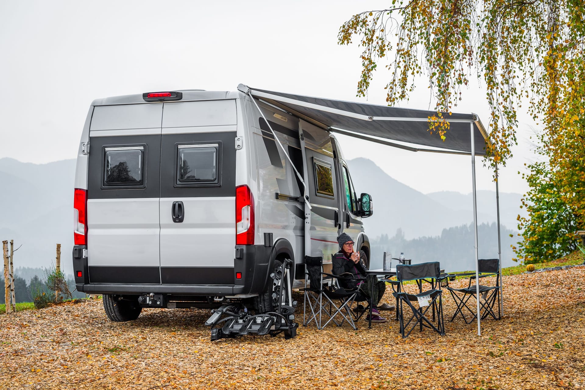 Wohnmobilzubehör kaufen: Mit der richtigen Ausstattung können Sie den Campingurlaub entspannt genießen.