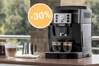 Heute können Sie sich einen hochwertigen Kaffeevollautomaten von De'Longhi zum Tiefpreis sichern.