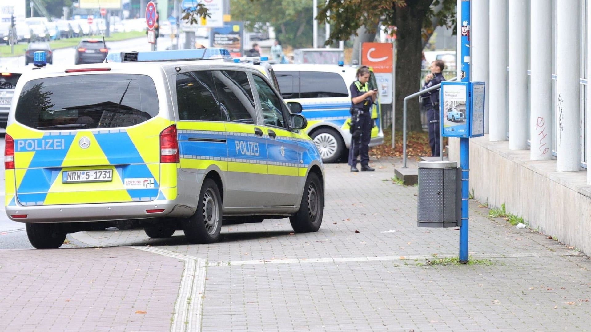 Polizei durchsucht Berufskolleg in Wuppertal