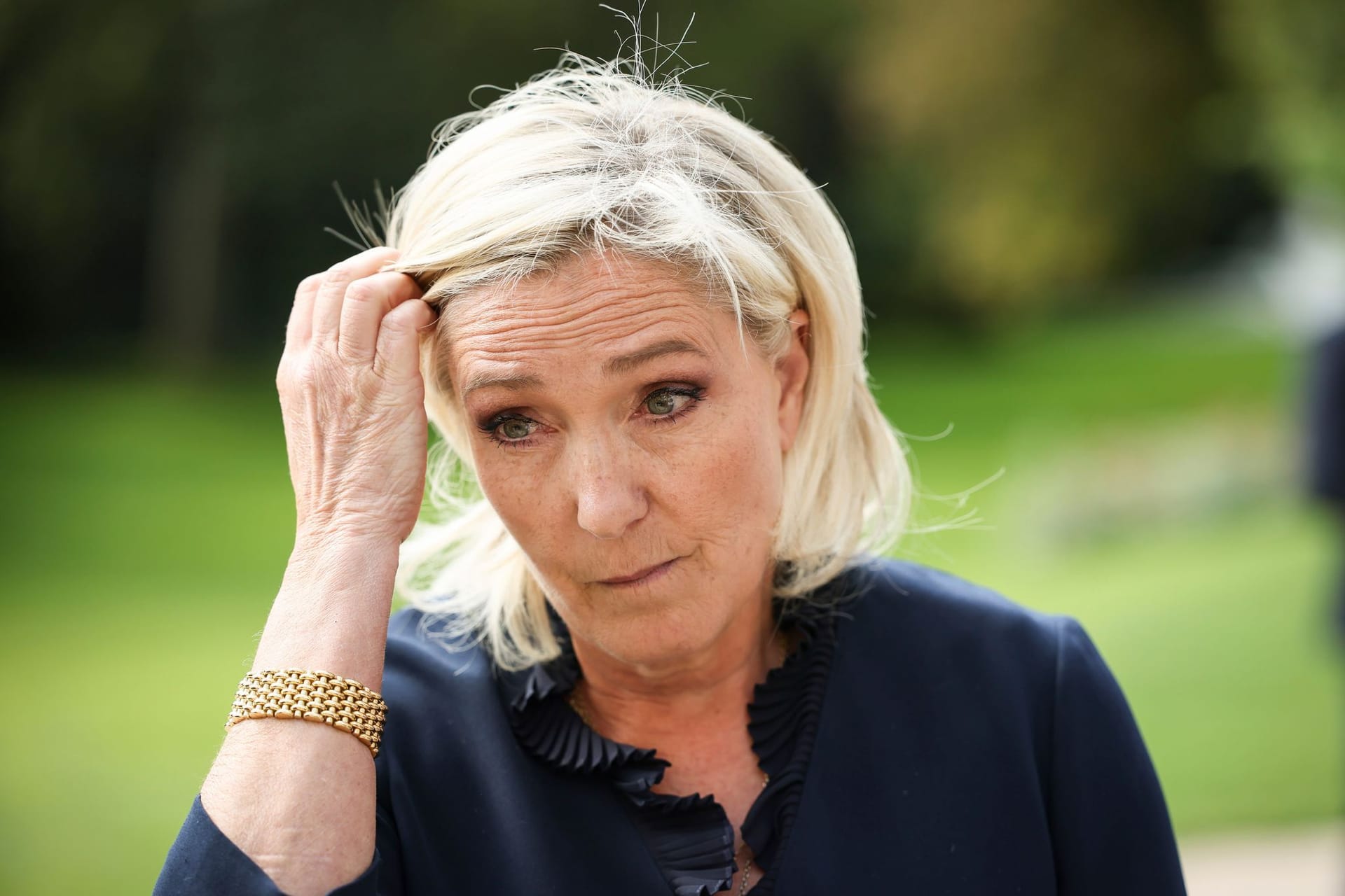 Le Pen wegen Verdachts auf Veruntreuen von EU-Geldern vor Gericht