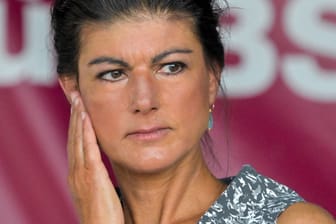 "Buendnis Sahra Wagenknecht" (BSW) top candidate Sahra Wagenknecht campaigns in Dresden