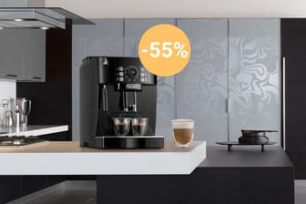 Aldi Week: Heute können Sie sich im Aldi-Onlineshop den Kaffeevollautomaten von De'Longhi zum halben Preis sichern.