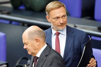 Kanzler Scholz und Wirtschaftsminister Lindner: Sie haben den Haushalt mit Wirtschaftsminister Habeck ausgehandelt.