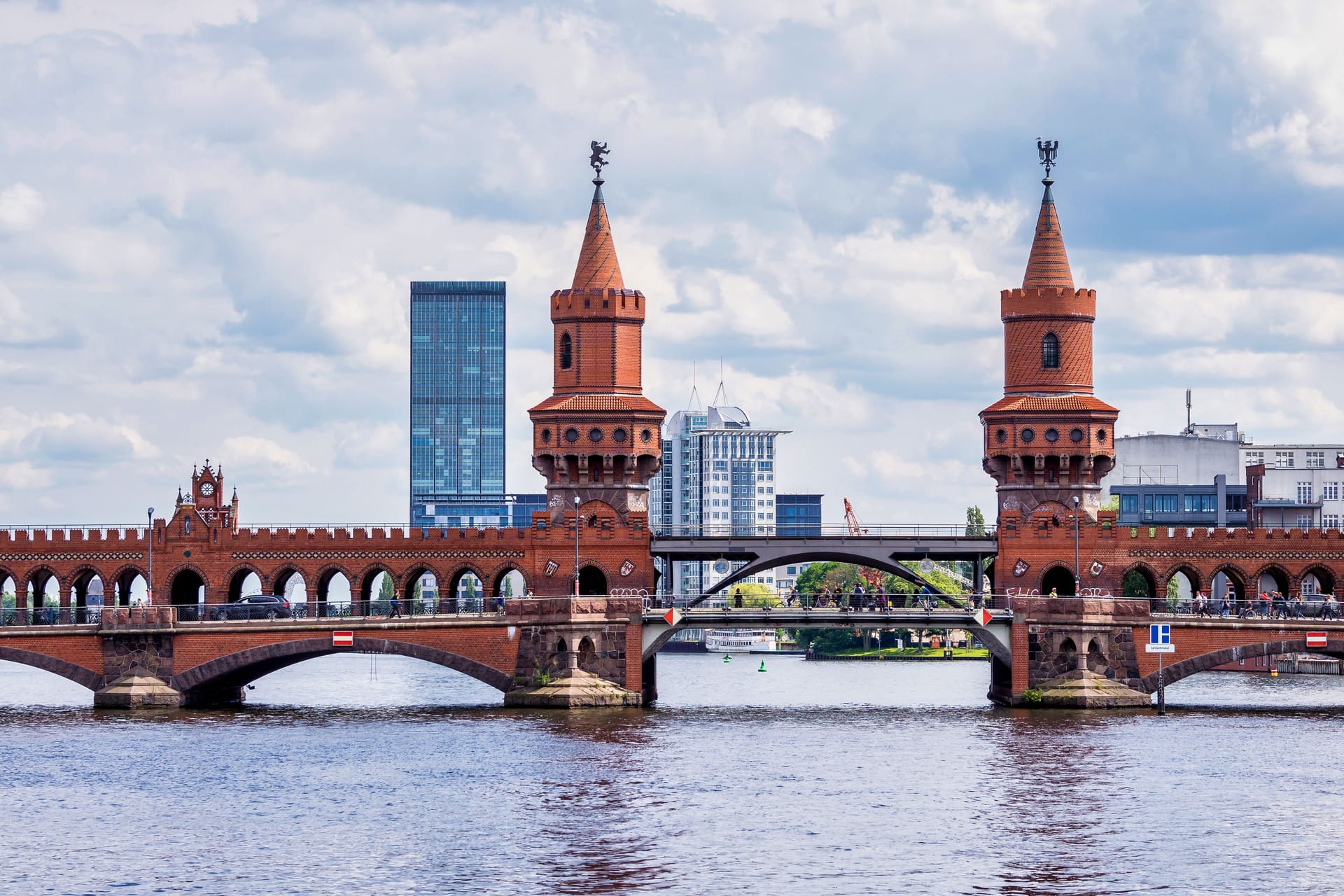 Die Oberbaumbrücke in Berlin (Symbolbild): Berlins Brücken sind sicher, aber in einem schlechten Zustand.