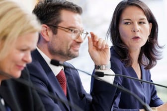 Minister Faeser (SPD), Buschmann (FDP), Baerbock (Grüne): Pressekonferenz nach dem Migrationsgipfel ohne Union.